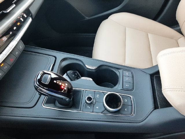 2024 Cadillac XT4 Luxury
