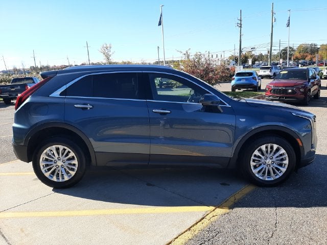 2024 Cadillac XT4 Luxury