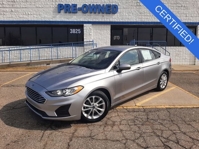 2020 Ford Fusion SE