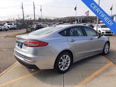 2020 Ford Fusion SE