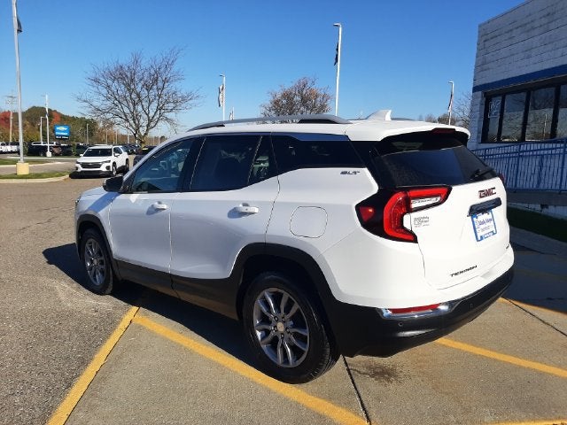 2024 GMC Terrain SLT