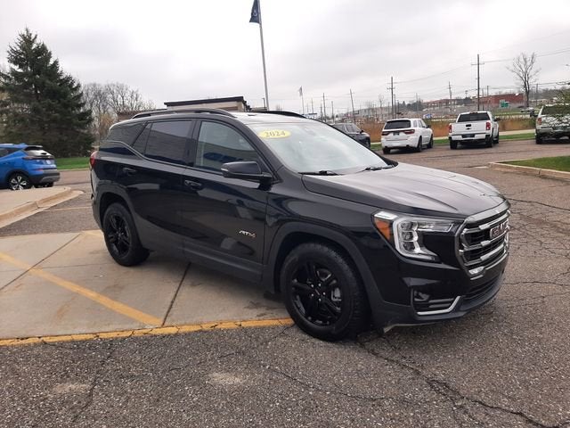2024 GMC Terrain AT4