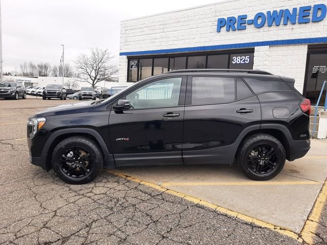 2024 GMC Terrain AT4