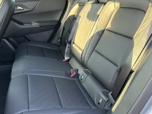 2026 Chevrolet Equinox LT - Photo 9