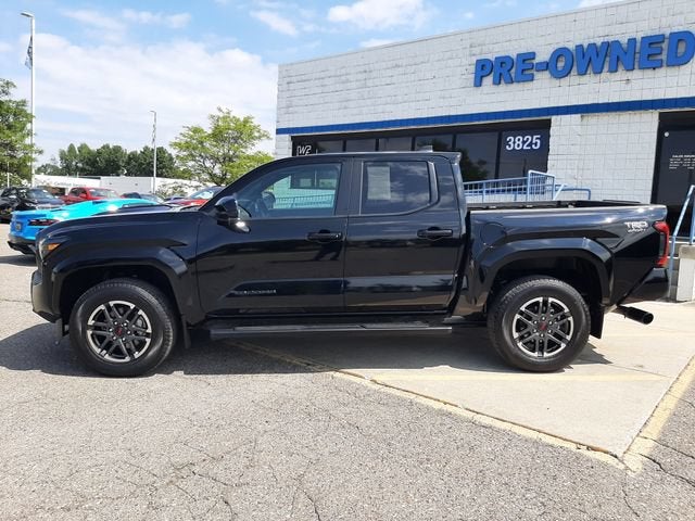 2024 Toyota Tacoma 4WD SR5