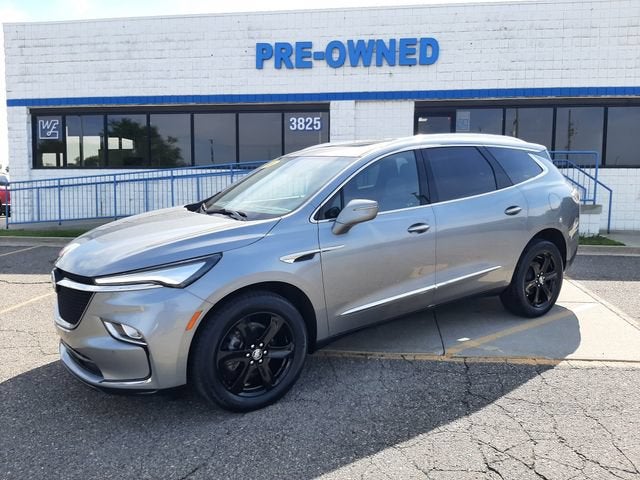 2024 Buick Enclave Essence