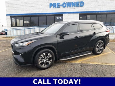 2022 Toyota Highlander Hybrid XLE
