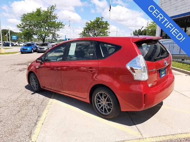 2013 Toyota Prius v Three