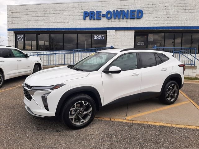 2024 Chevrolet Trax LT