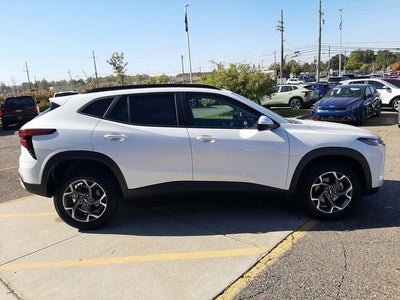 2024 Chevrolet Trax LT